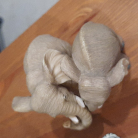 Franklin Mint Animal Figurines 3 Piece Set For Price.